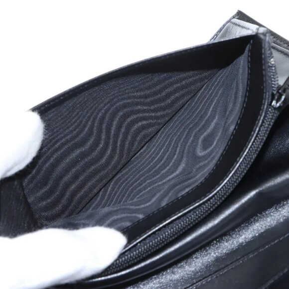 Chanel CC Logo Patent Leather Long Wallet Black - Picture 7 of 10